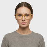 Thea in Yellow