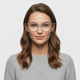 Willa in Clear